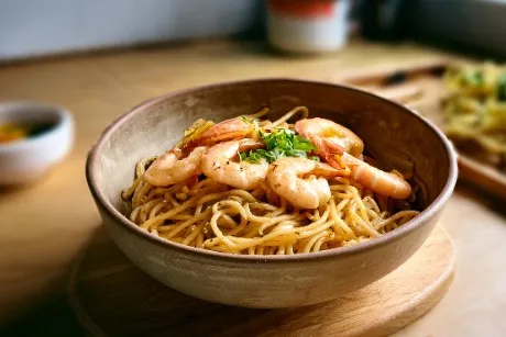 Karidesli Noodle